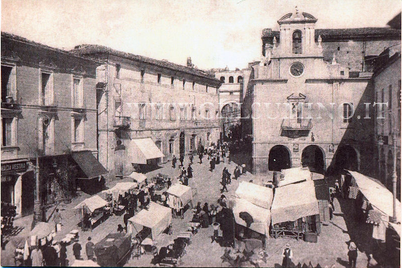 Piazza Luca da Penne ~ 1930